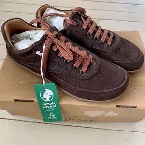 *NEW WITH TAGS* Groundies Porto Men size 41 EU 8 US. Leather Brown Color.